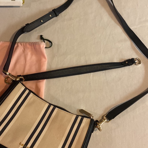 Never been used before leather Kate Spade cross body purse. - Picture 4 of 11